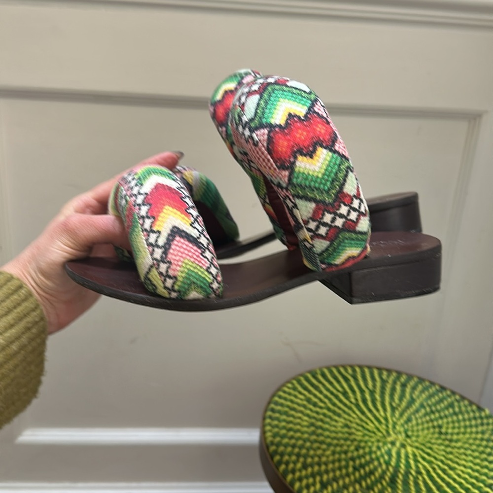Room x Farm Rio sandals size 9 - Picture 4 of 8